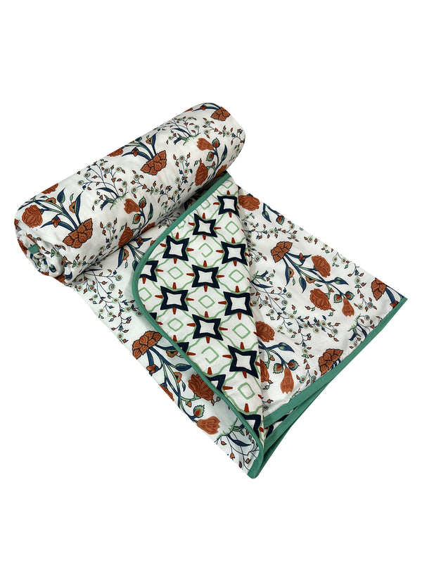 White & Maroon Cotton Double Bed Dohar