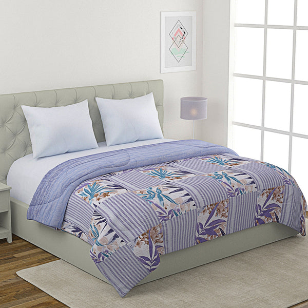 Blue Floral Patterned 200 GSM Reversible AC Comforter