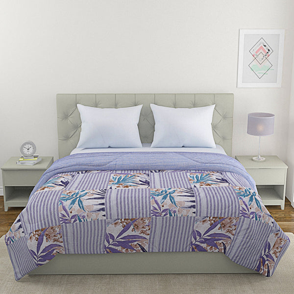 Blue Floral Patterned 200 GSM Reversible AC Comforter