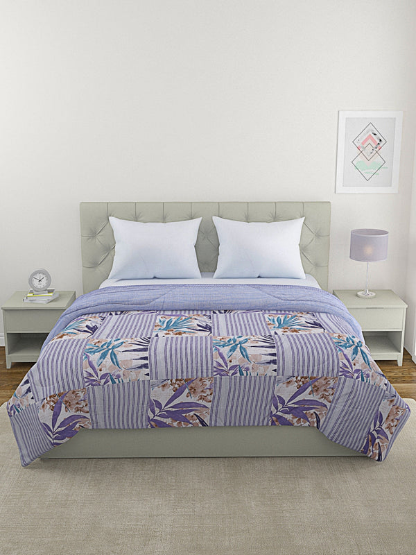 Blue Floral Patterned 200 GSM Reversible AC Comforter