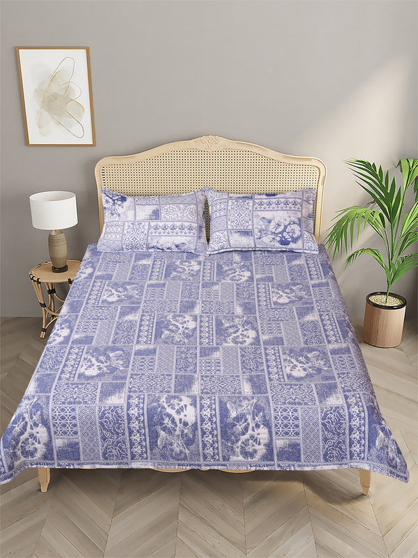 Blue & White Ethnic Motifs Patterned Reversible Double Bed Cover With 2 Pillow Covers