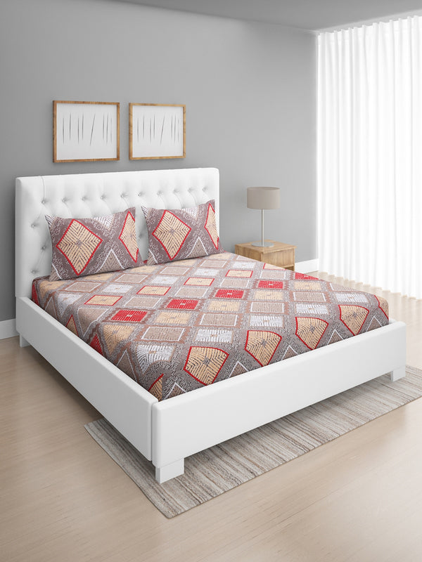 Beige Geometric Patterned 144 TC Queen Bedsheet with 2 Pillow Covers