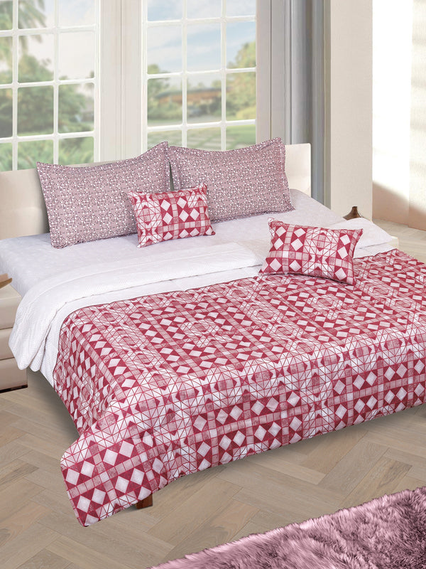 White & Maroon Bedding Set 1 Bedsheet with 2 Pillow Covers and Cushion Covers and Ac Comforter