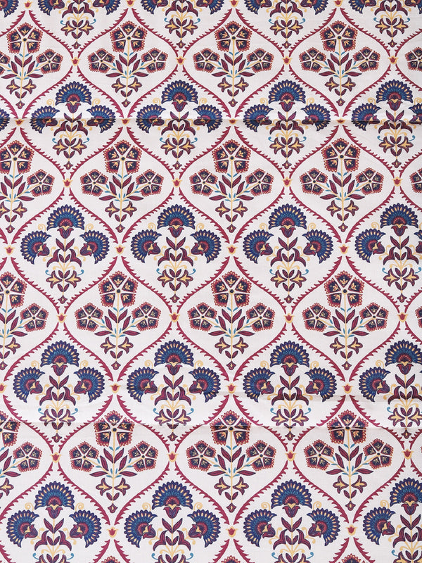 Multicolor Bedding Set 1 Bedsheet with 2 Pillow Covers , 1 Quilt/Blanket