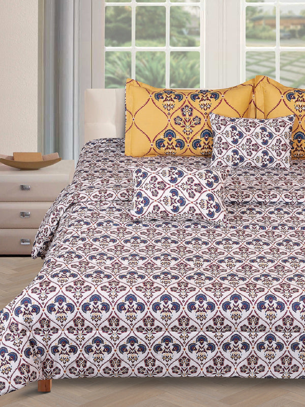 Multicolor Bedding Set 1 Bedsheet with 2 Pillow Covers , 1 Quilt/Blanket