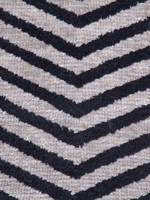 Grey & Black 22 inch x 55 inch Geometric Patterned Bed Runner