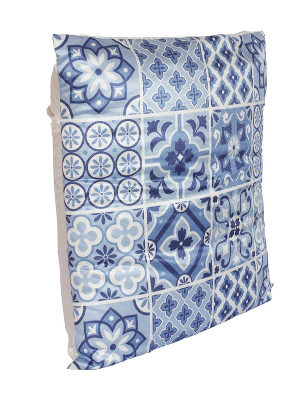 White and Blue Set of 2 Cushion Covers 24x24 Inch