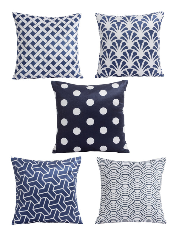 White & Black Set of 5 Cushion Covers