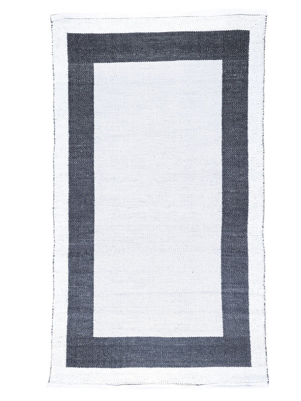 Black & White 3 ft x 5 ft Geometric Patterned Dhurrie