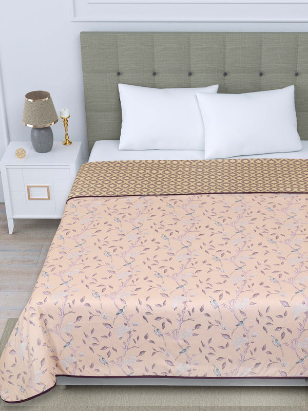 White Leaf Patterned 300 GSM Double Bed Dohar