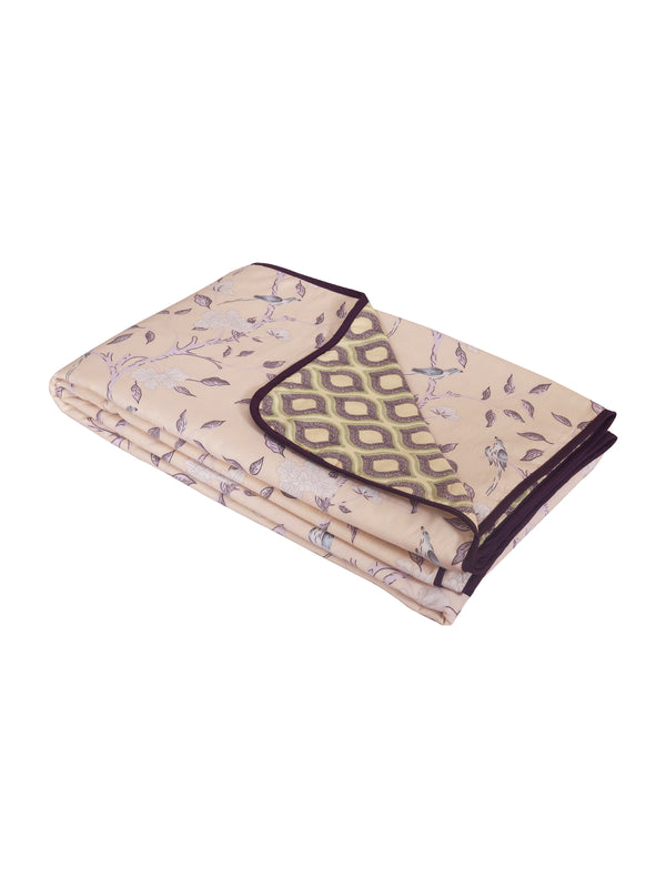 White Leaf Patterned 300 GSM Double Bed Dohar