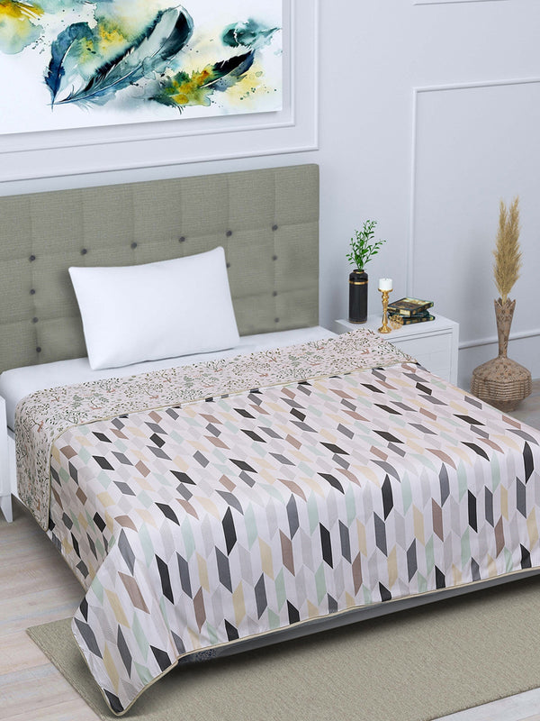 White Leaf Patterned 300 GSM Single Bed Dohar