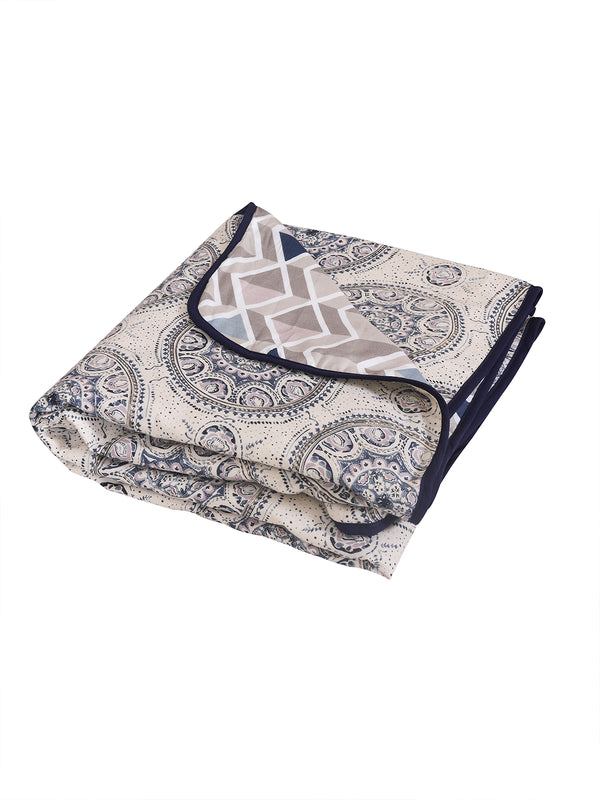 Blue & White Floral Patterned 300 GSM Single Bed Dohar