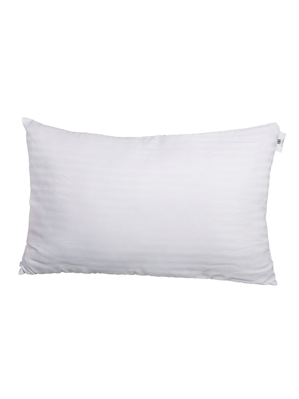 White Set of 1 Cushions