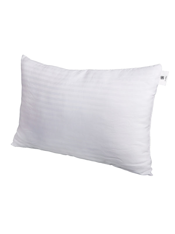 White Set of 1 Cushions