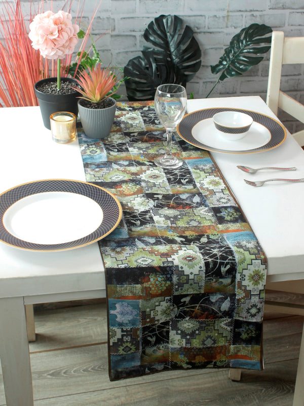 Multicolor Polyester Table Runner