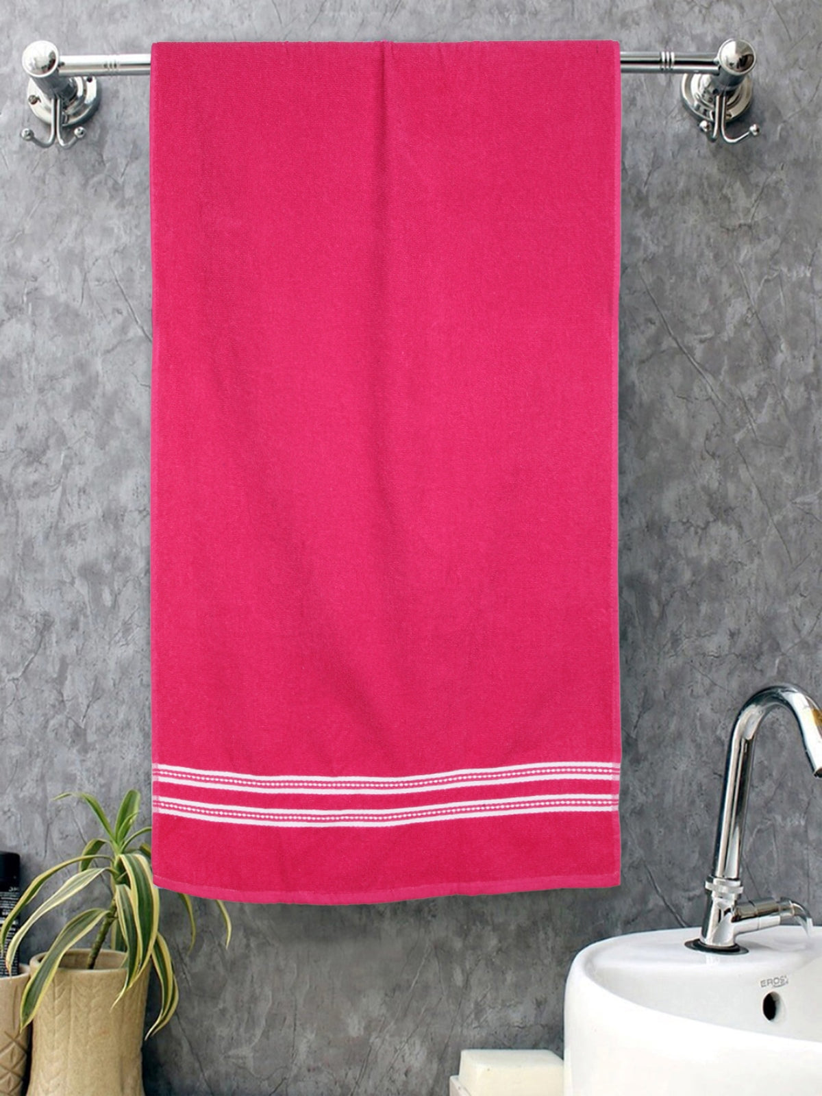 Pink Solid Patterned Cotton Towel