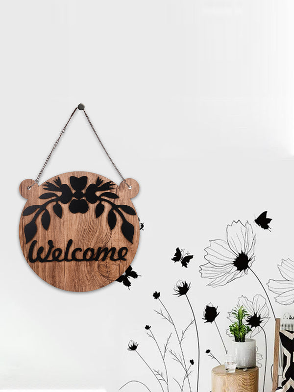 Welcome Round with Ear Wooden Wall Hanging