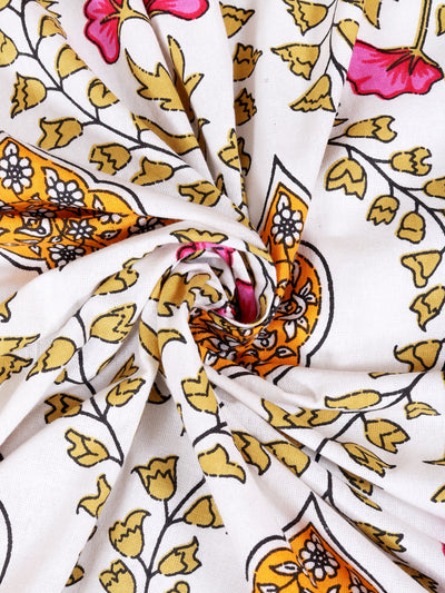Mustard & Cream Ethnic Motifs PATTERNED 220 TC QUEEN BEDSHEET WITH 2 PILLOW COVERS