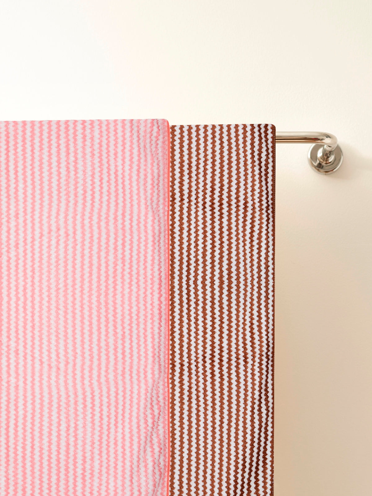 Set of 3 Pink & Brown Solid Microfiber Towels