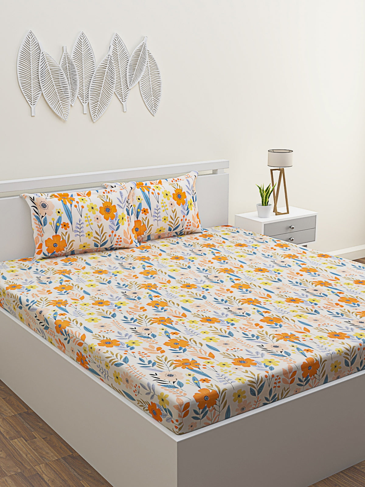 Multicolor Floral Patterned 300 TC King Fitted Bedsheet with 2 Pillow Covers