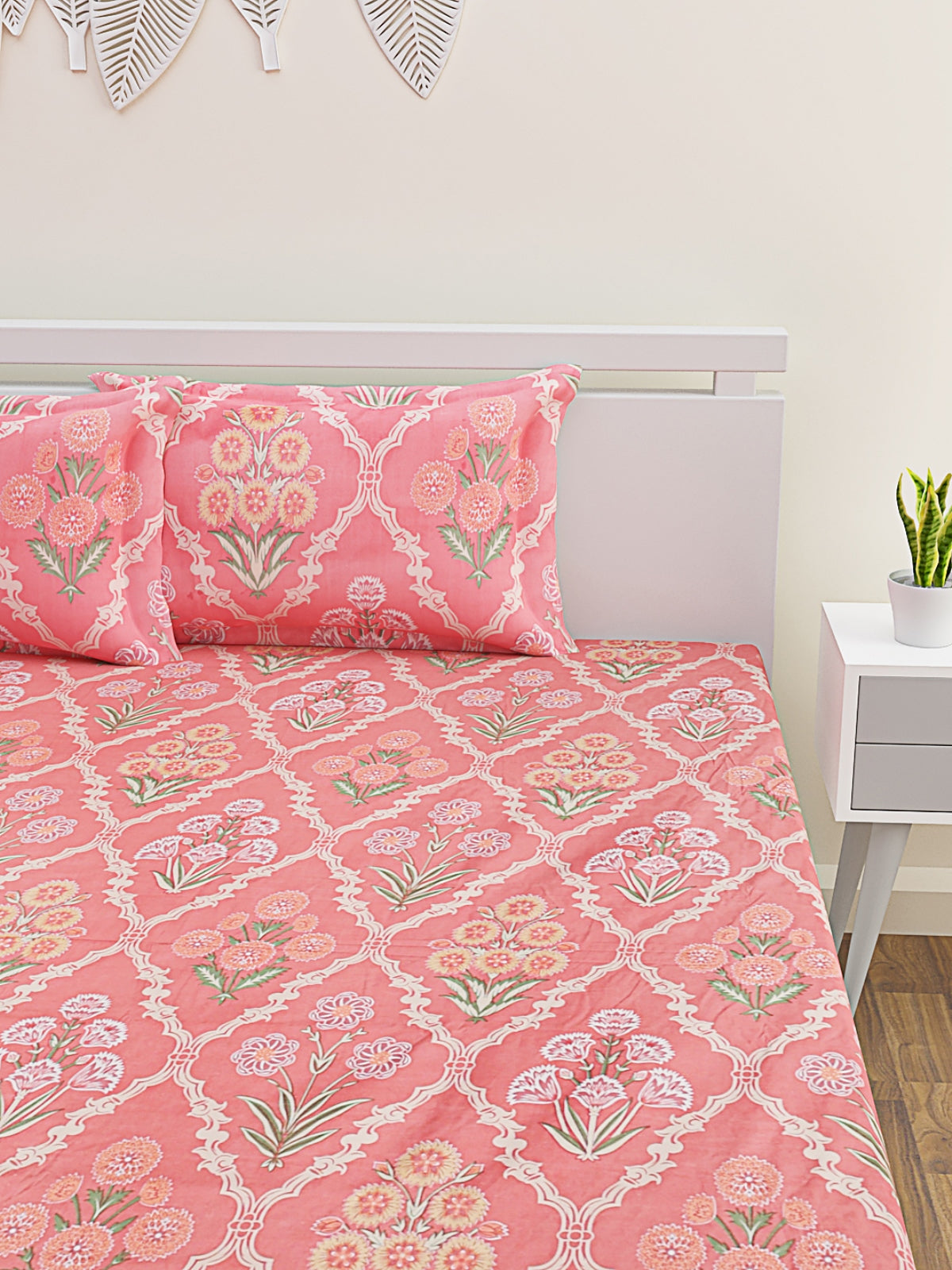 Pink Floral Patterned 300 TC King Fitted Bedsheet with 2 Pillow Covers