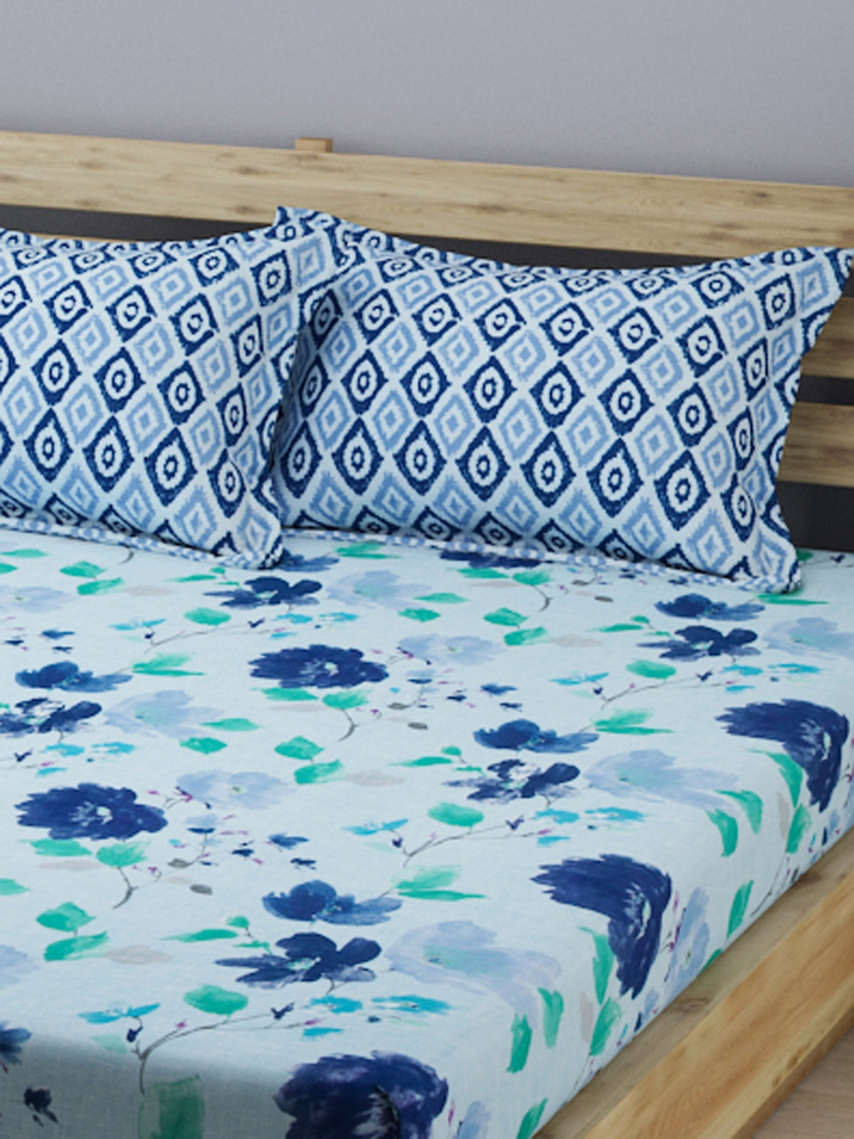 Blue 210 TC Bedsheet with 2 Pillow Covers