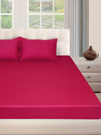 250 TC Red Bedsheet with 2 Pillow Covers
