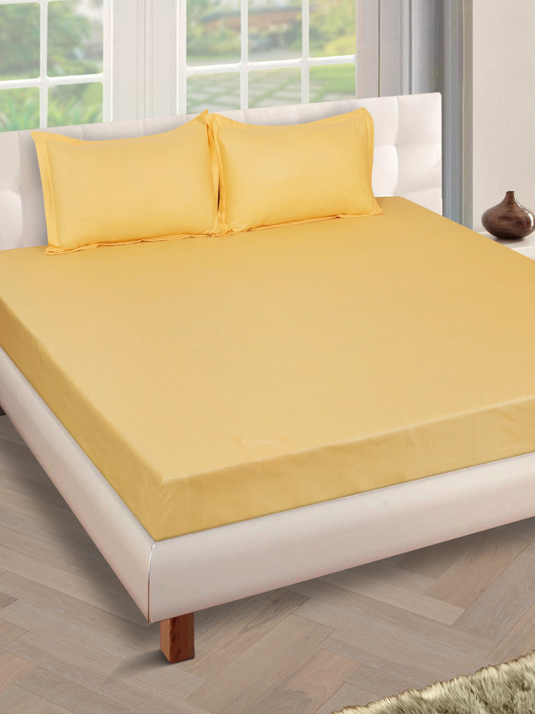 250 TC Gold Bedsheet with 2 Pillow Covers