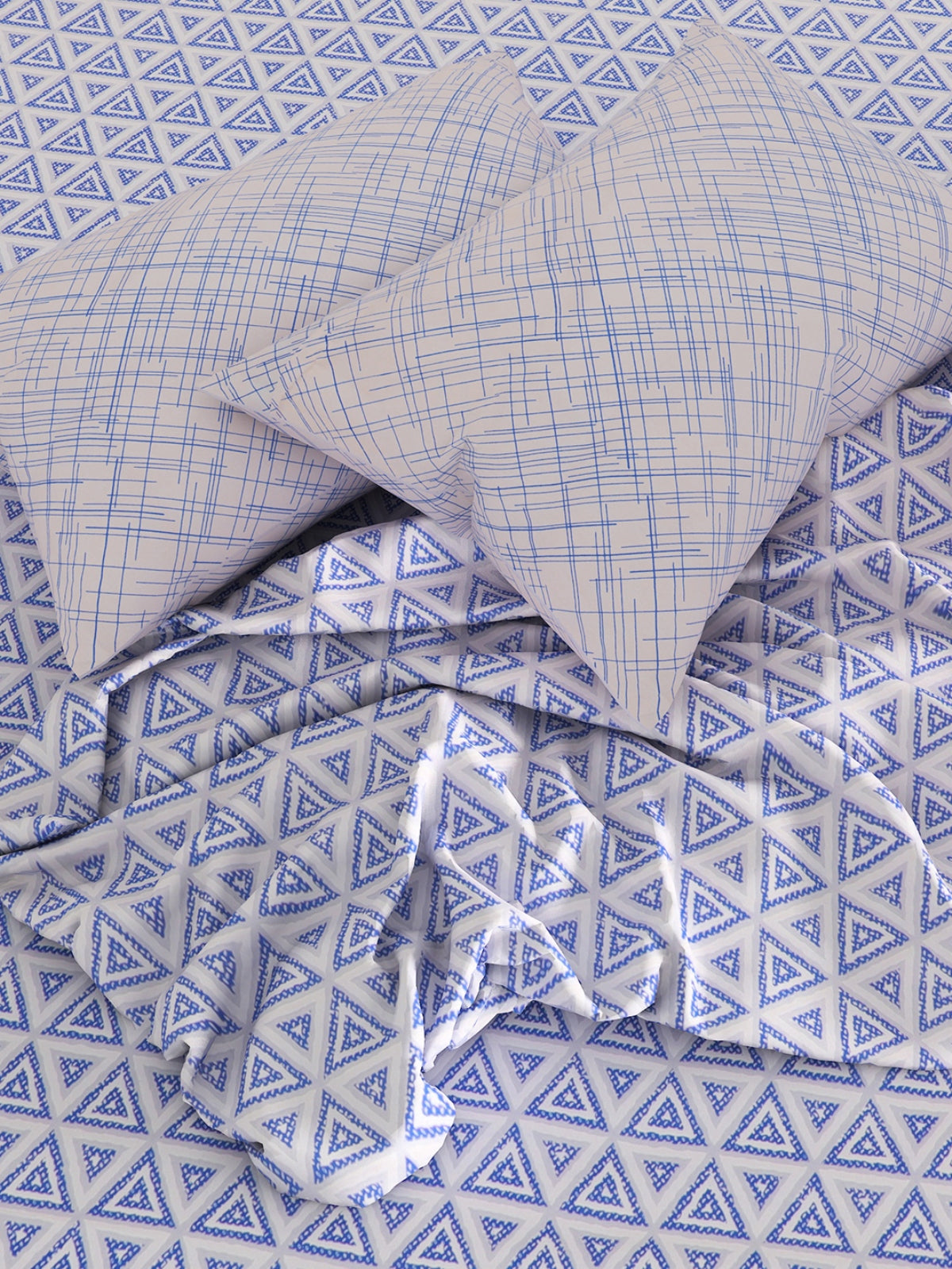 144 TC Blue & White Double Bedsheet with 2 Pillow Covers