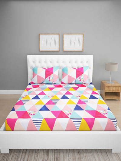 White & Multi Abstract Patterned 144 TC Queen Bedsheet with 2 Pillow Covers