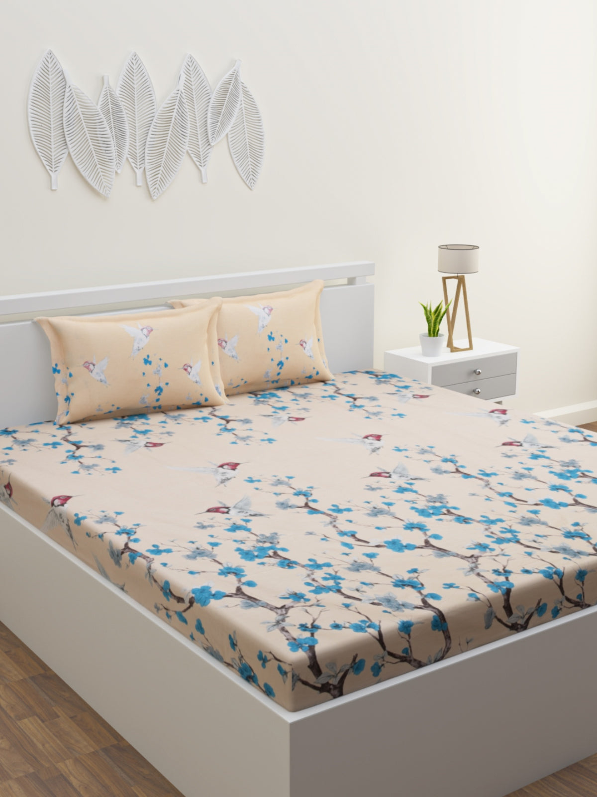 Light Peach & Blue Floral Patterned 160 TC King Bedsheet with 2 Pillow Covers