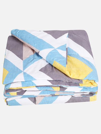 Multicolor 6 Pcs Geometric Patterned 210 GSM Bedding Set