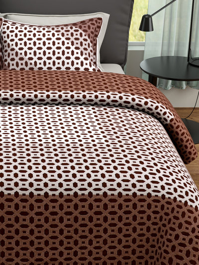 Brown & White Double Bed Cover with 2 Pillow Covers