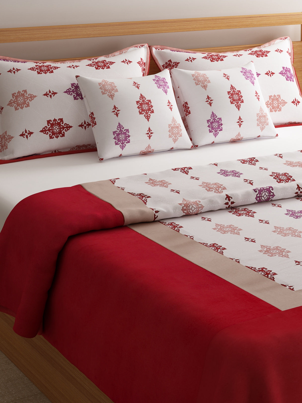 White & Red Double Bed Cover with 2 Pillow Covers