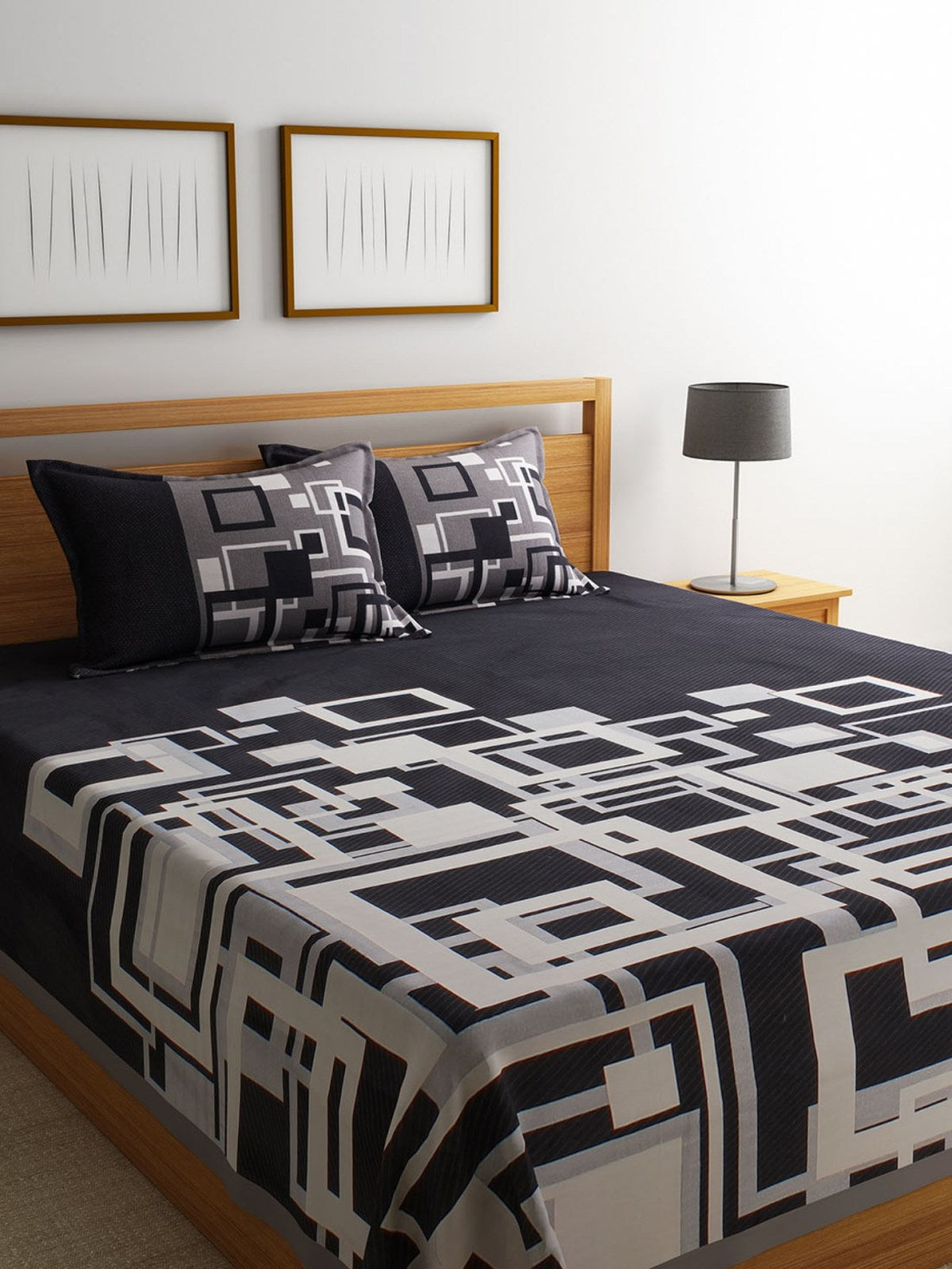 Black Double Bed Cover with 2 Pillow Covers