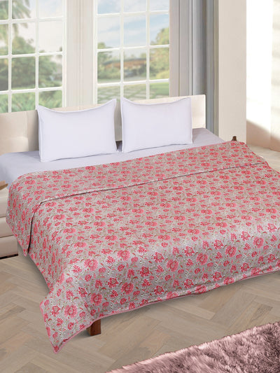 Brown & Maroon AC Room 300 GSM Double Bed Dohar