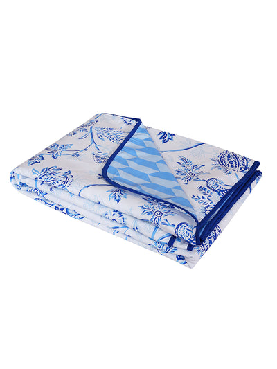 Blue Floral Patterned 300 GSM Double Bed Dohar