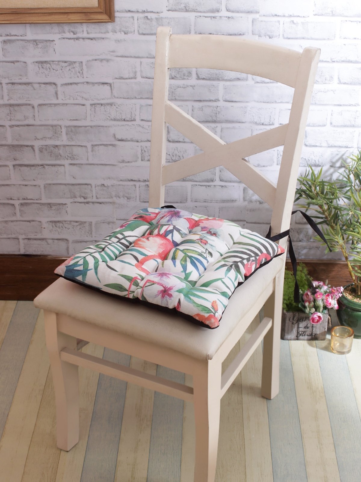 White & Green Chair Pad Cushion Seat Floral Printed - Set of 2, 40 cm x 40 cm