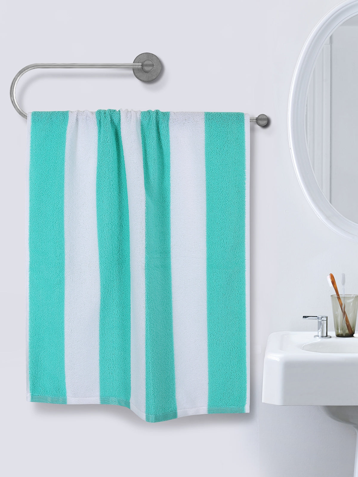Set of 2 Green & White Stripes Microfiber Towels